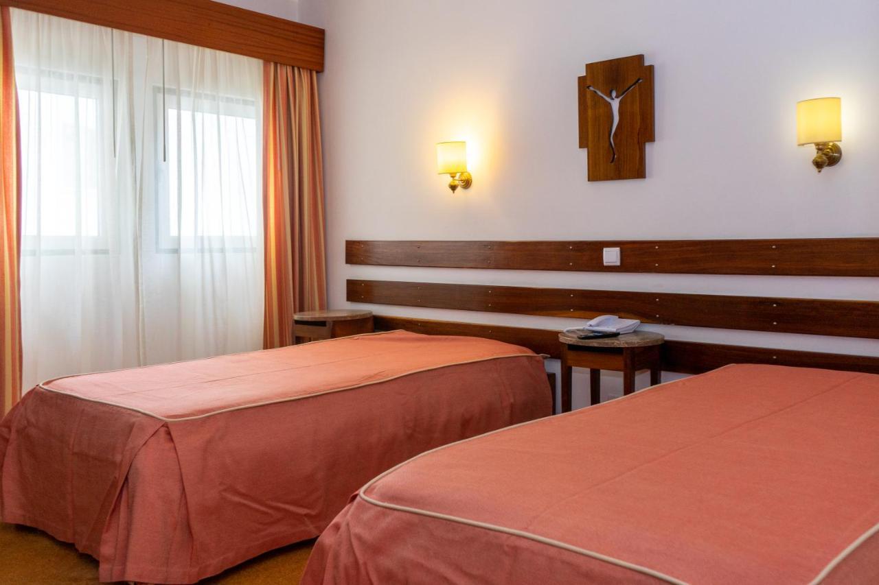 Hotel Irmas Dominicanas - Fatima By Flagworld Hotels Extérieur photo