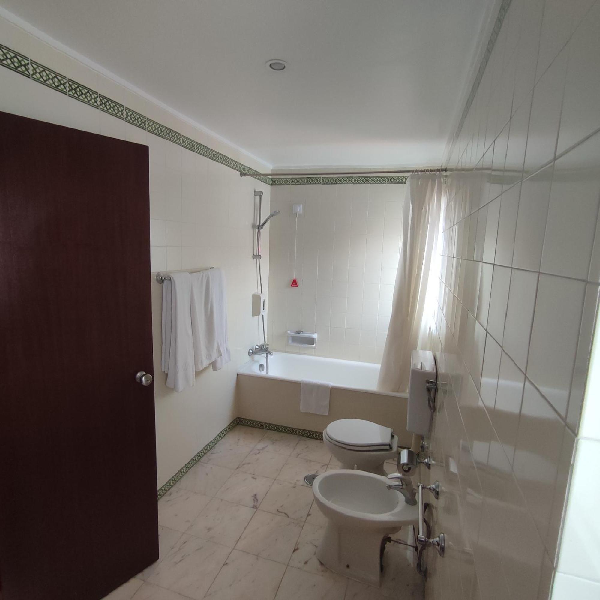 Hotel Irmas Dominicanas - Fatima By Flagworld Hotels Extérieur photo