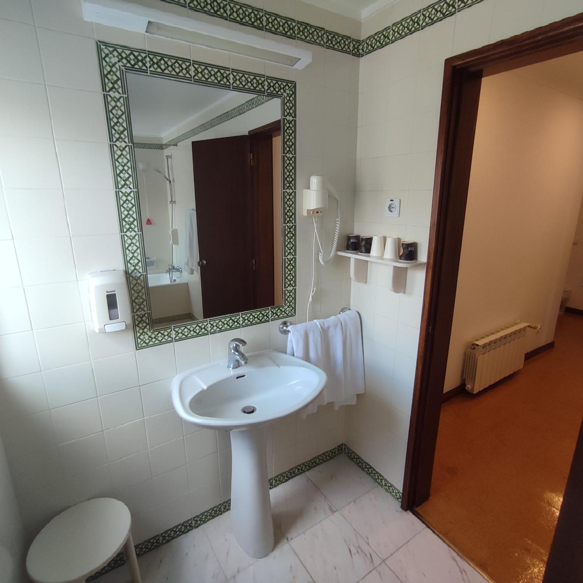 Hotel Irmas Dominicanas - Fatima By Flagworld Hotels Extérieur photo